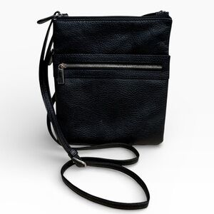 Giani Bernini Black Pebble Leather Triple Zip Dasher Crossbody Bag Adjustable